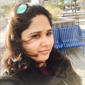 Meet your Posher, Tejomayi